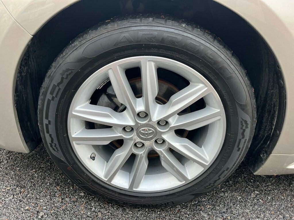 Used 2013 Toyota Avalon image 41