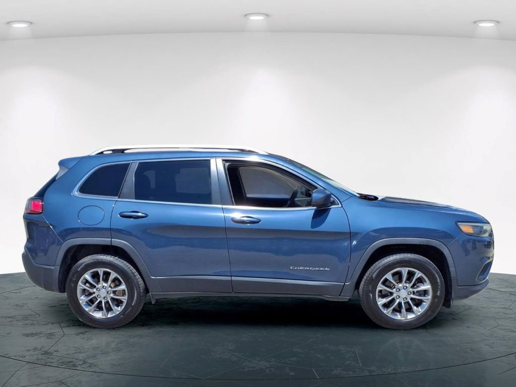 Used 2020 Jeep Cherokee Latitude Plus w/ Cold Weather Group image 7