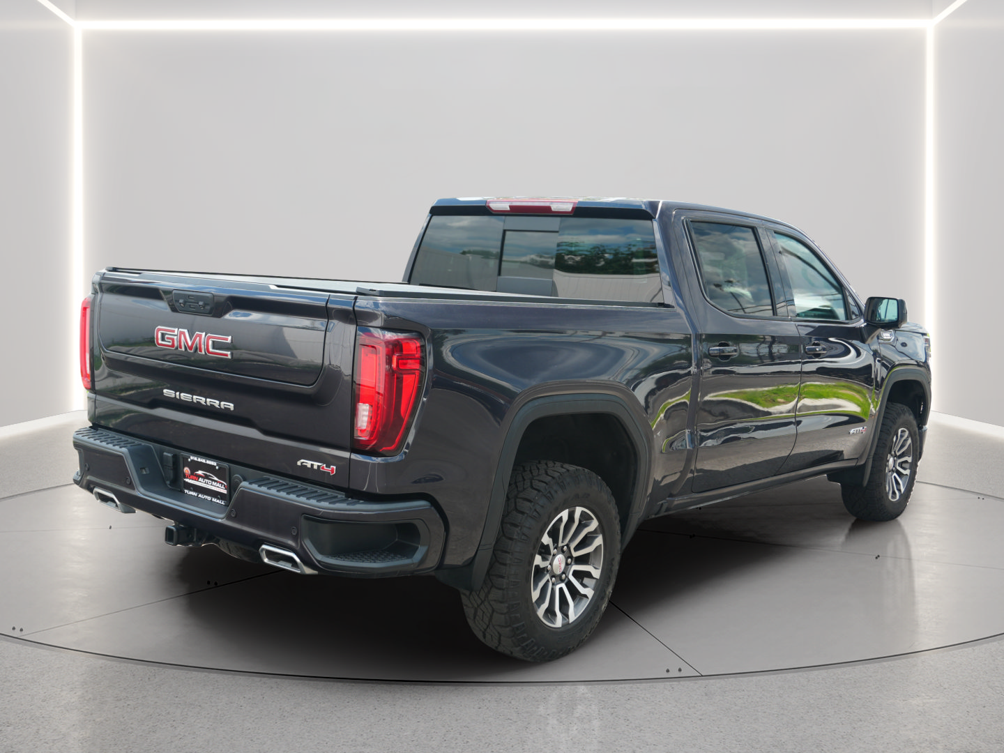 Used 2023 GMC Sierra 1500 AT4 AWD/4WD image 8