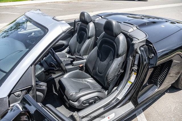 Used 2014 Audi R8 V10 w/ Full Leather Package AWD/4WD image 46