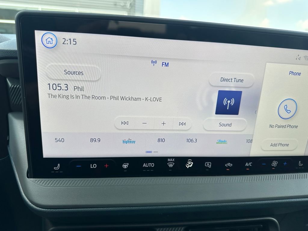 New 2025 Ford Maverick XLT w/ XLT Luxury Package image 9