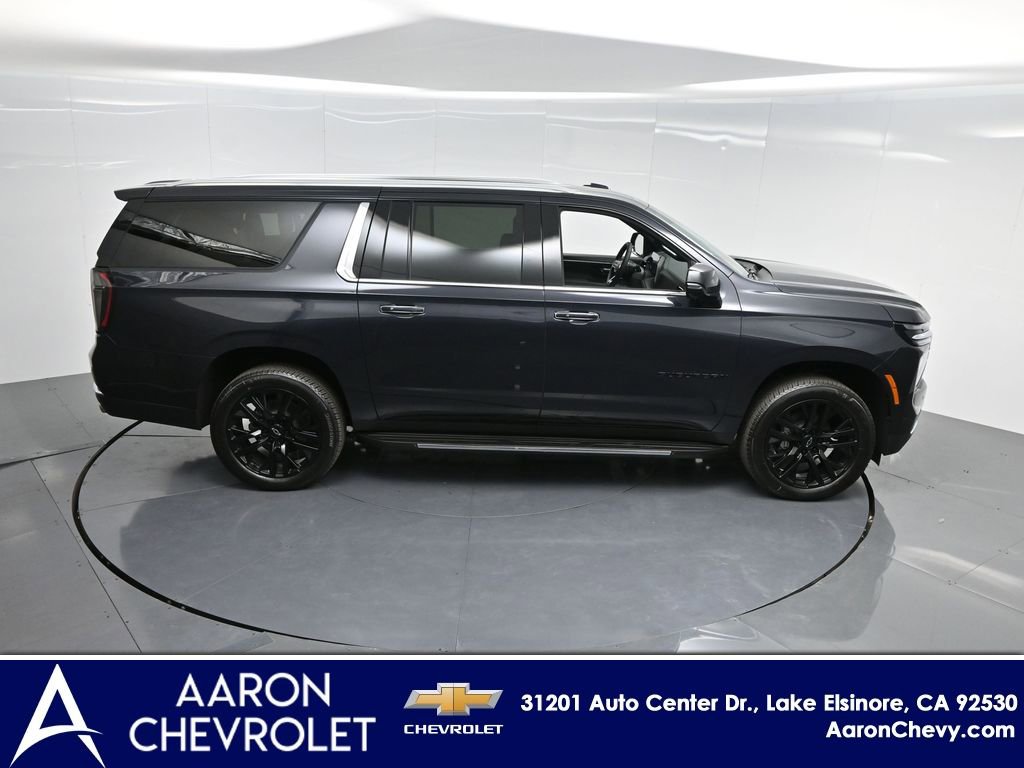 New 2025 Chevrolet Suburban Premier image 52