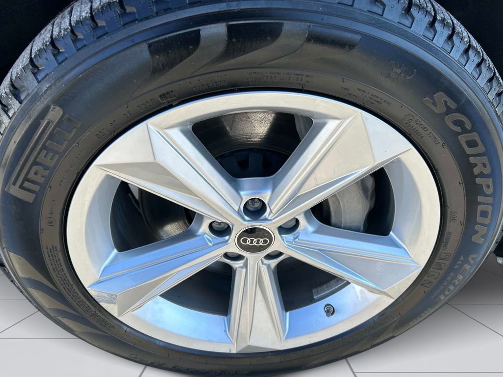 Used 2022 Audi Q7 3.0T Premium image 9