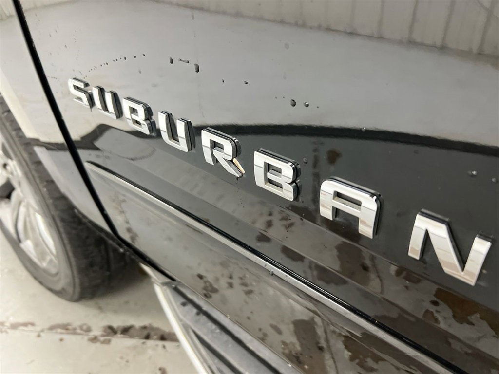 Used 2016 Chevrolet Suburban LTZ image 27