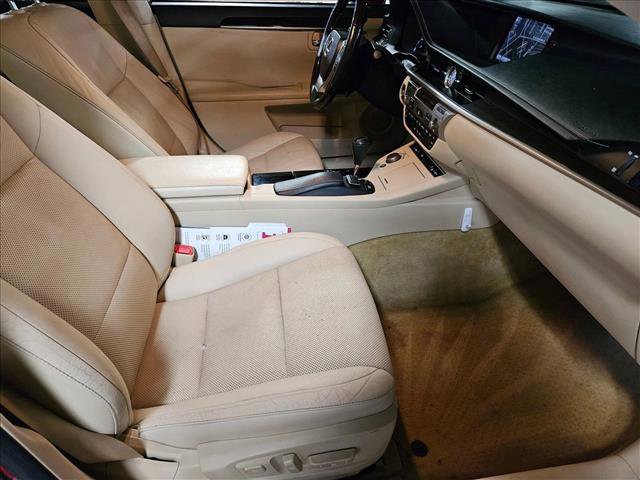 Used 2013 Lexus ES 350 w/ Luxury Pkg FWD image 21