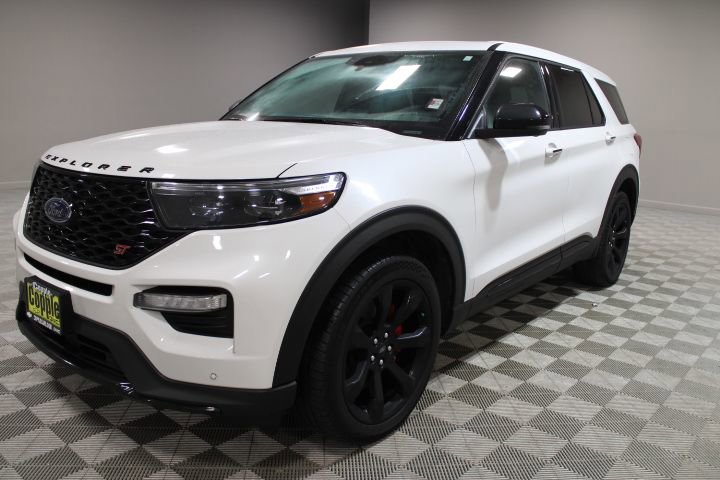 Used 2022 Ford Explorer ST w/ Equipment Group 401A image 7