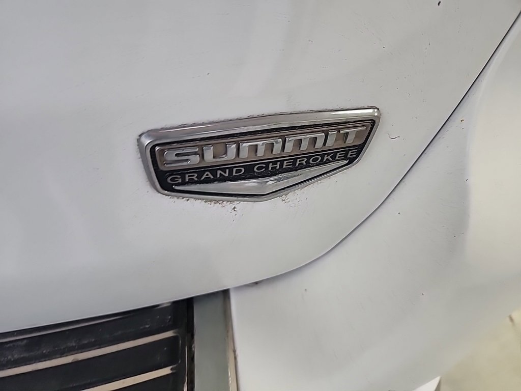 Used 2014 Jeep Grand Cherokee Summit image 8