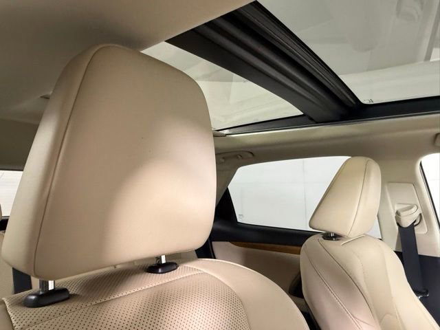Certified 2022 Lexus RX 350 AWD w/ Premium Package image 34