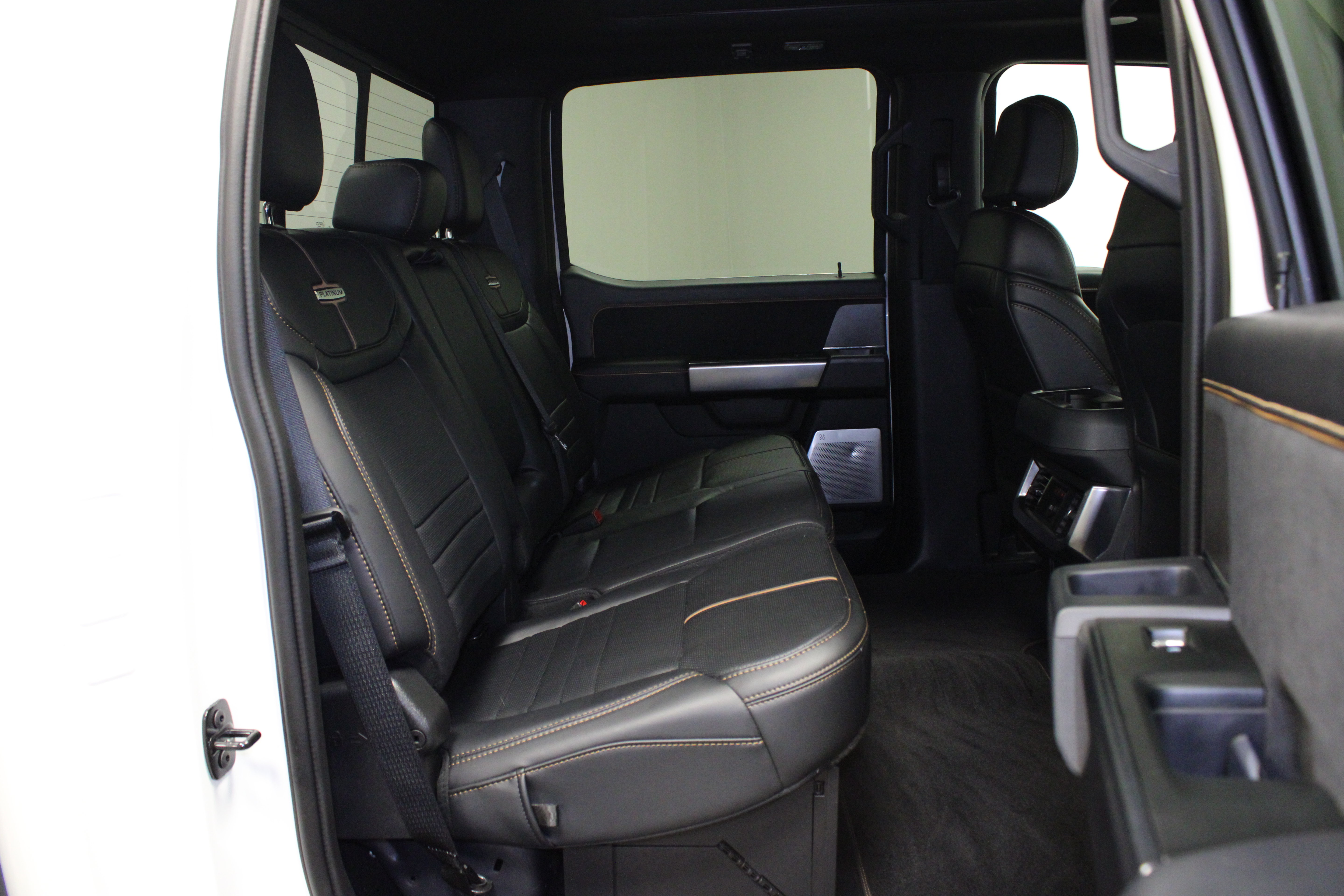 Used 2024 Ford F250 Platinum AWD/4WD image 18