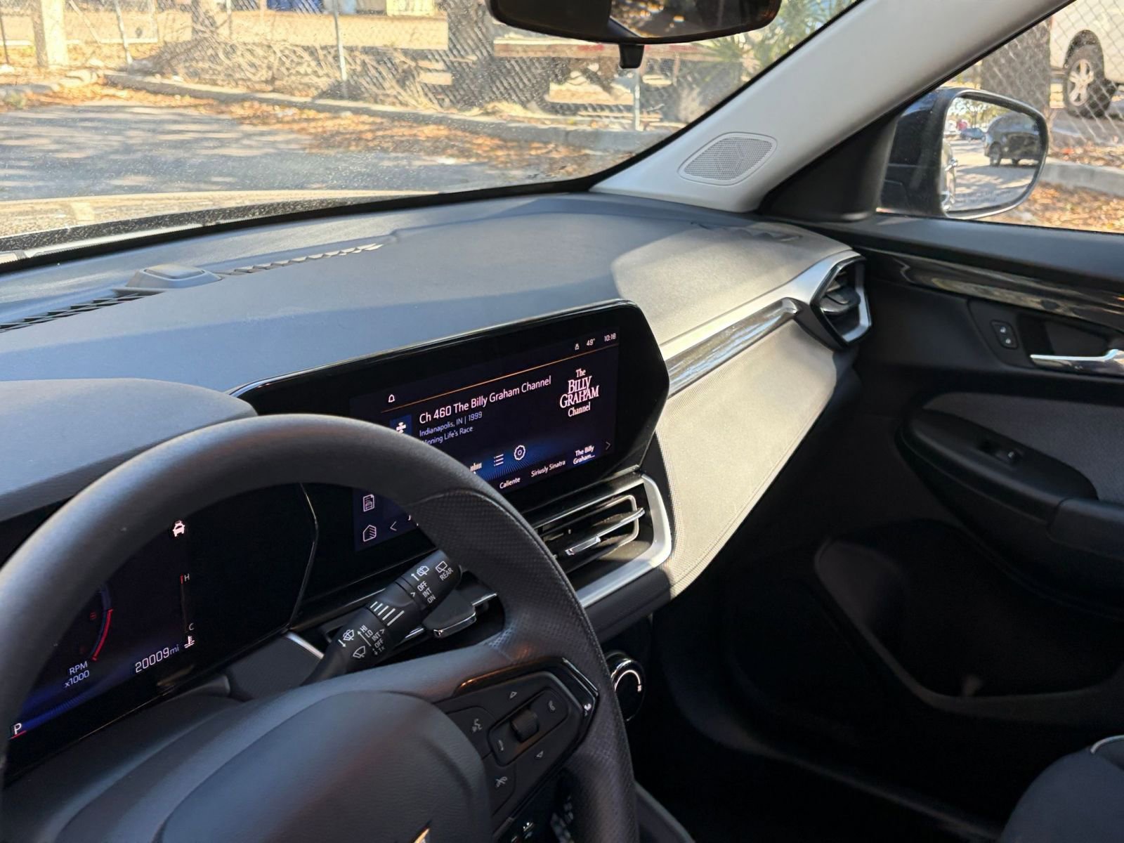 Used 2025 Chevrolet TrailBlazer LT image 30