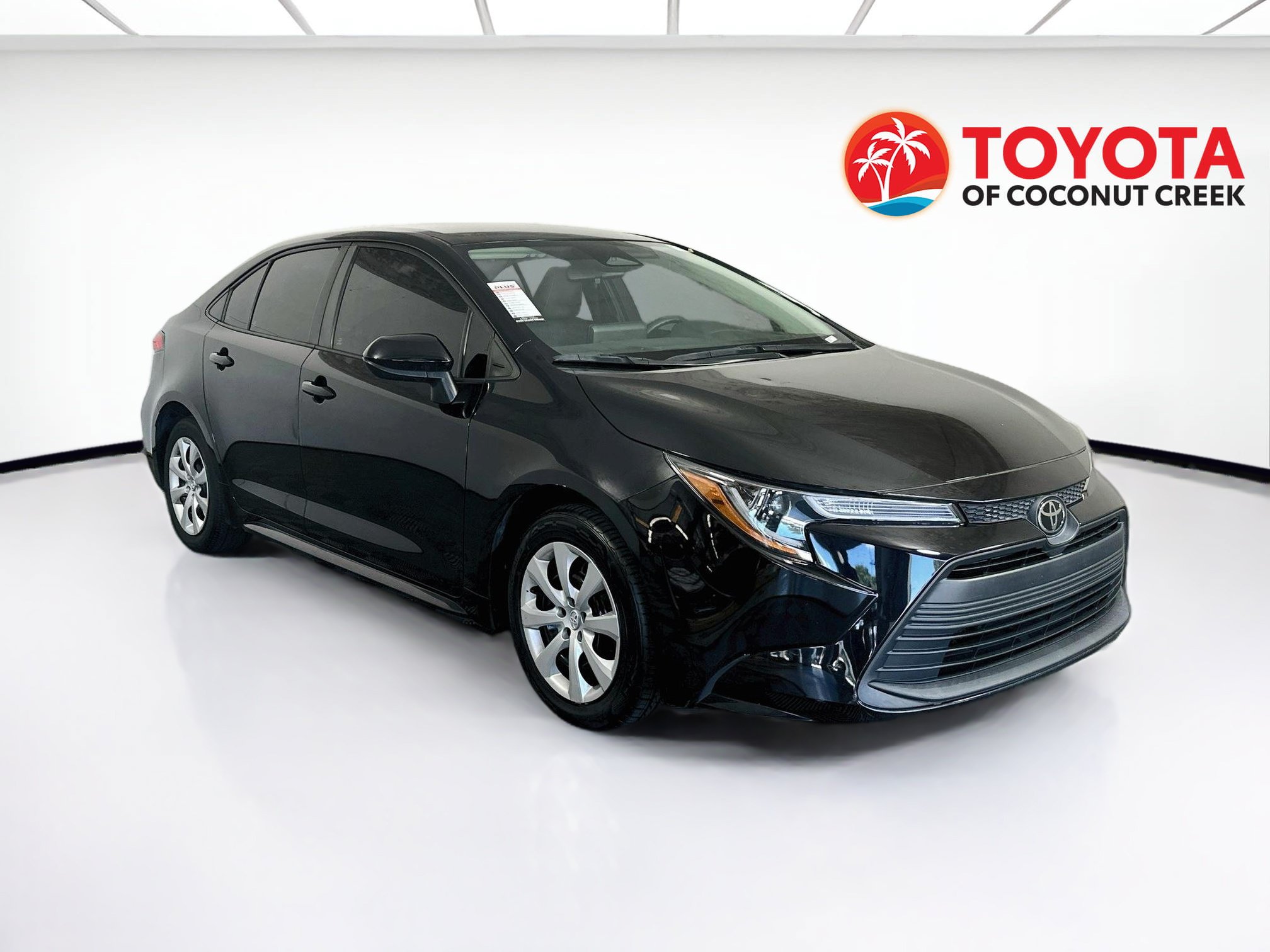 Used 2023 Toyota Corolla LE FWD video 1