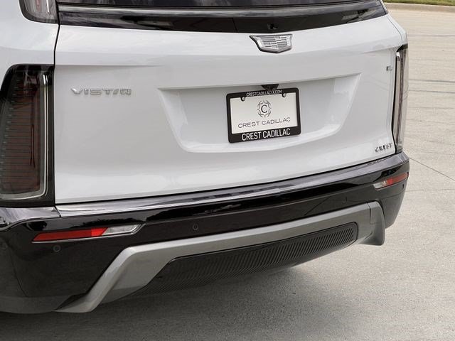 New 2027 Cadillac Vistiq Luxury AWD/4WD image 6