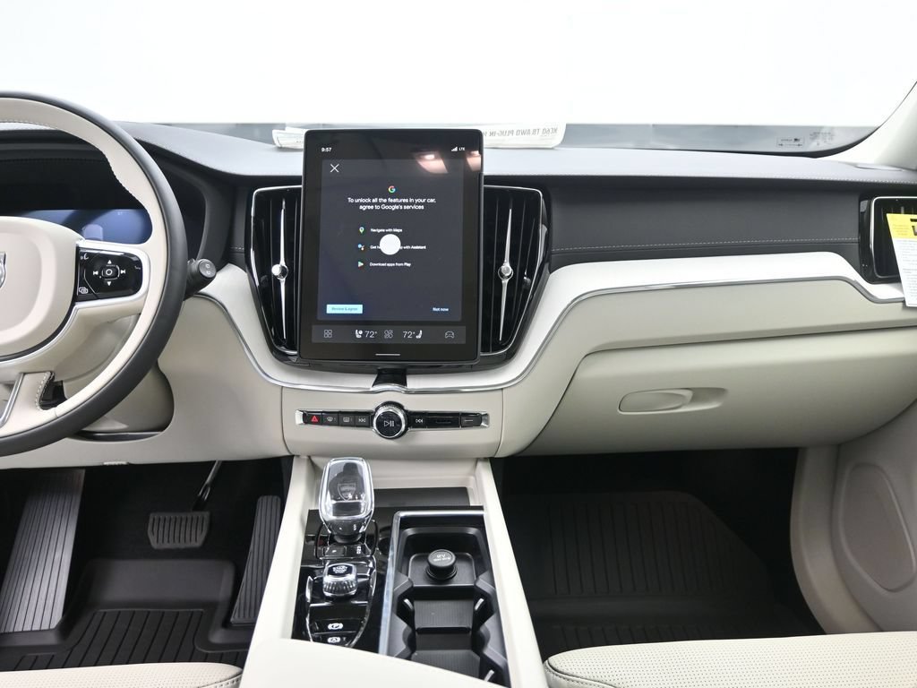 New 2026 Volvo XC60 T8 Ultra w/ Climate Package PRO AWD/4WD image 23