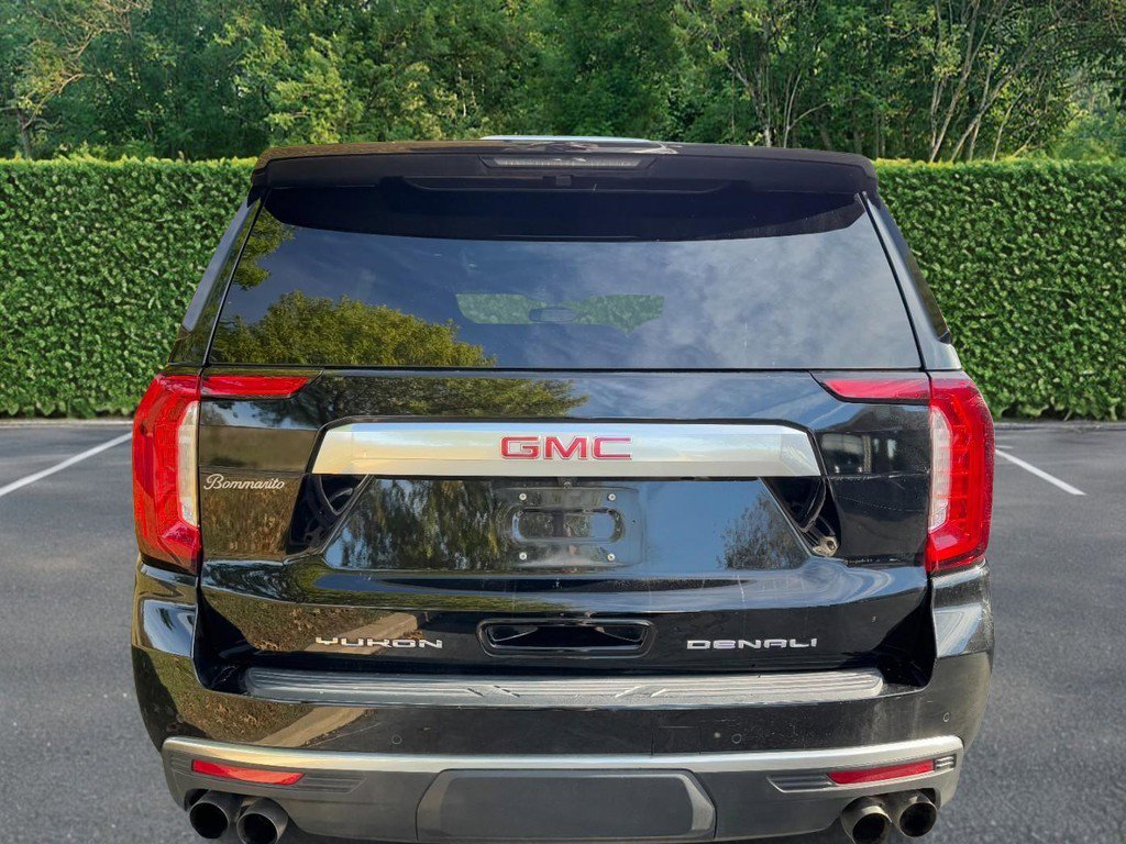 Used 2021 GMC Yukon Denali image 8
