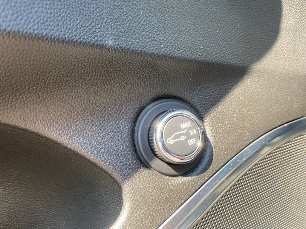 Used 2024 Buick Enclave Premium FWD image 17