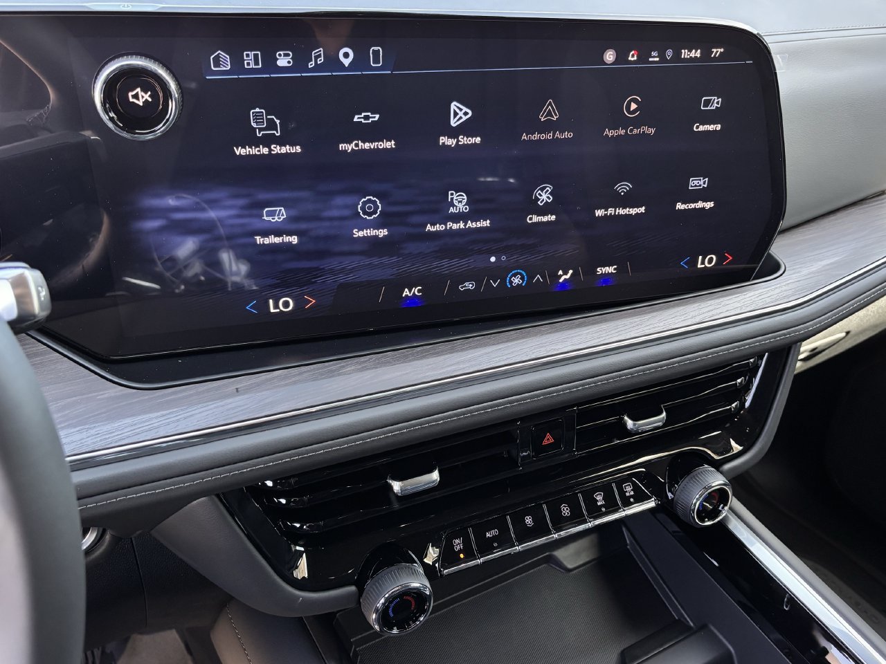 New 2027 Chevrolet Tahoe LS RWD image 9