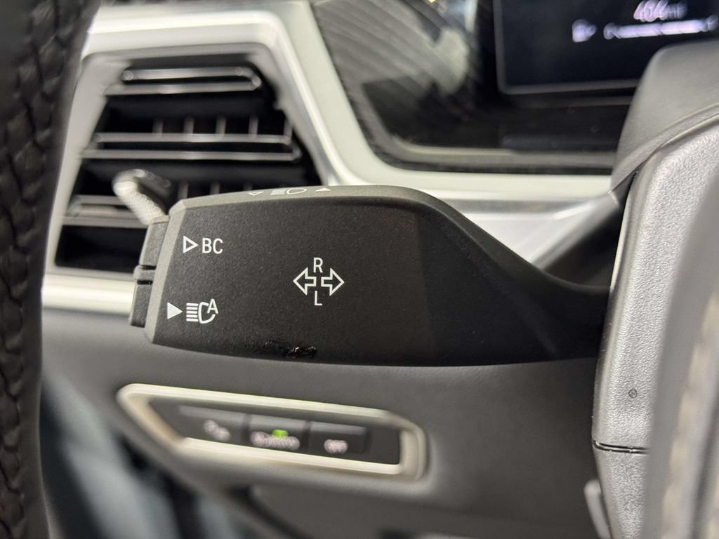Used 2026 BMW X7 xDrive40i AWD/4WD image 21