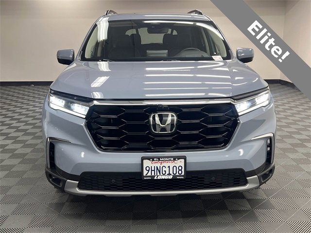 Used 2023 Honda Pilot Elite image 3