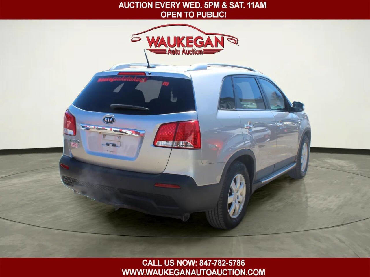 Used 2013 Kia Sorento LX image 3