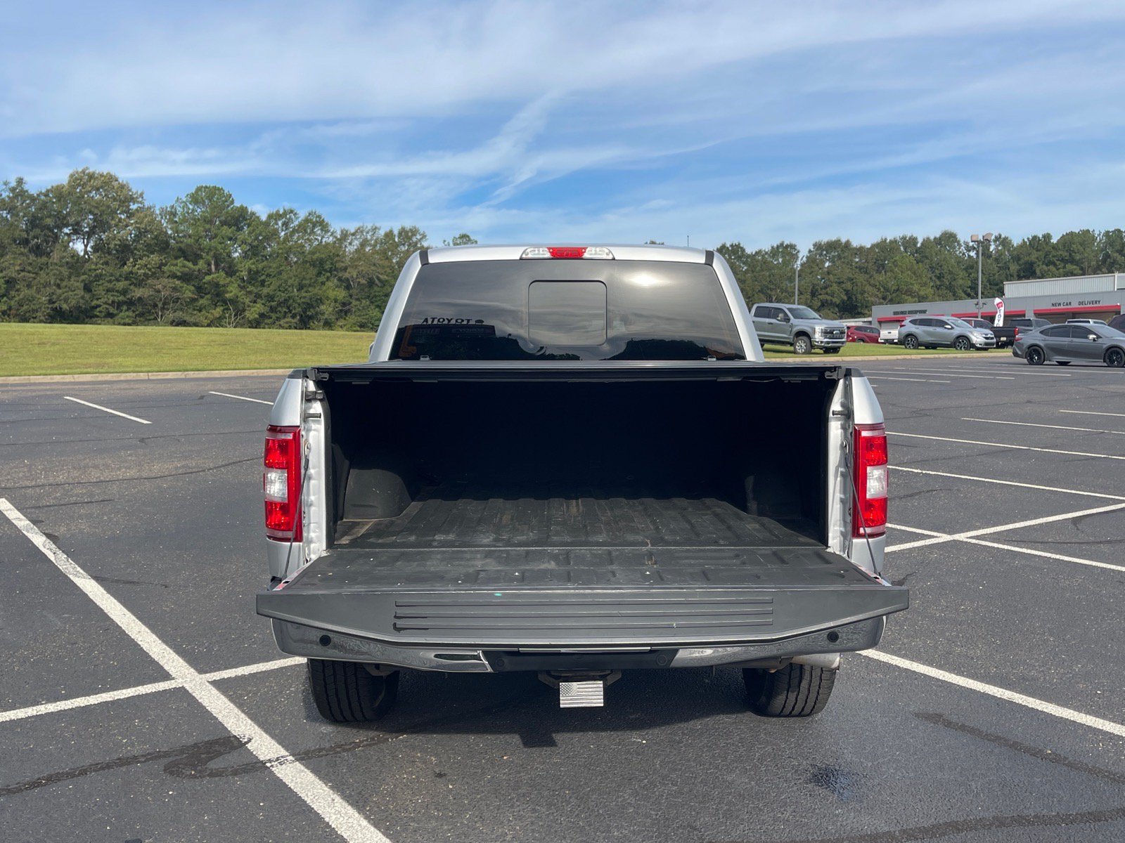 Used 2018 Ford F150 Lariat w/ Trailer Tow Package AWD/4WD image 16