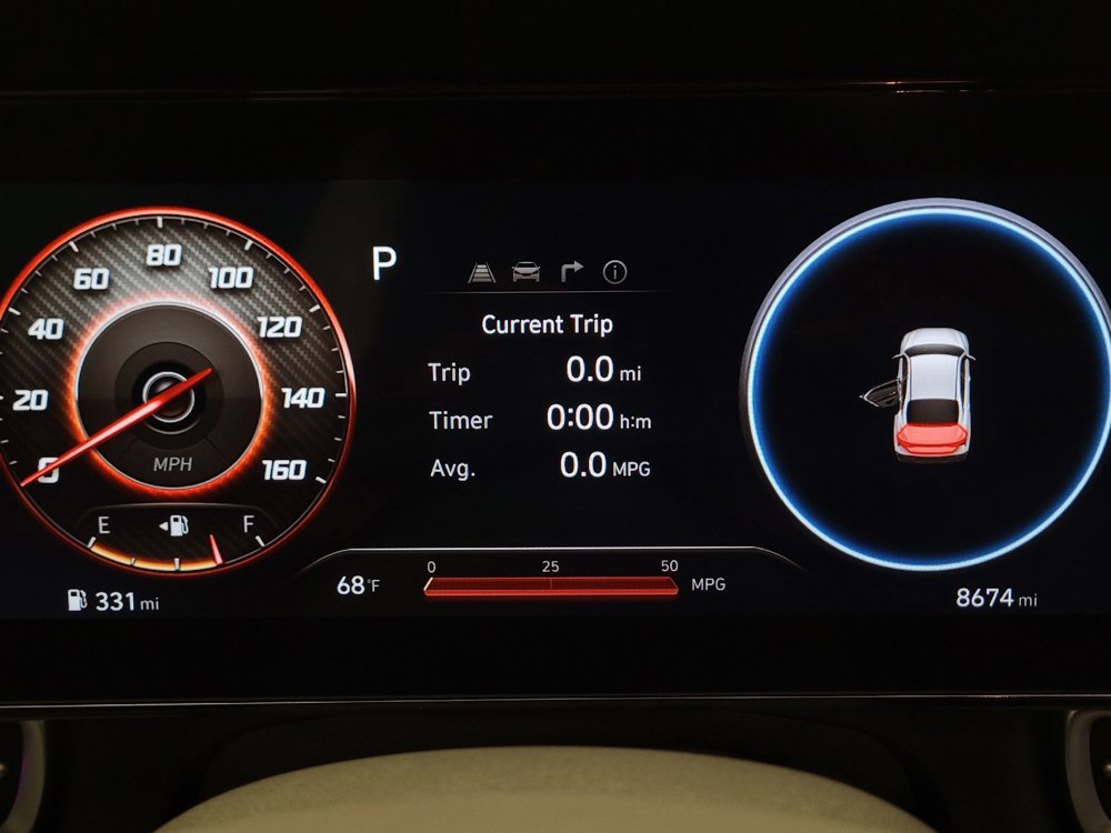 Used 2025 Hyundai Elantra SEL image 23