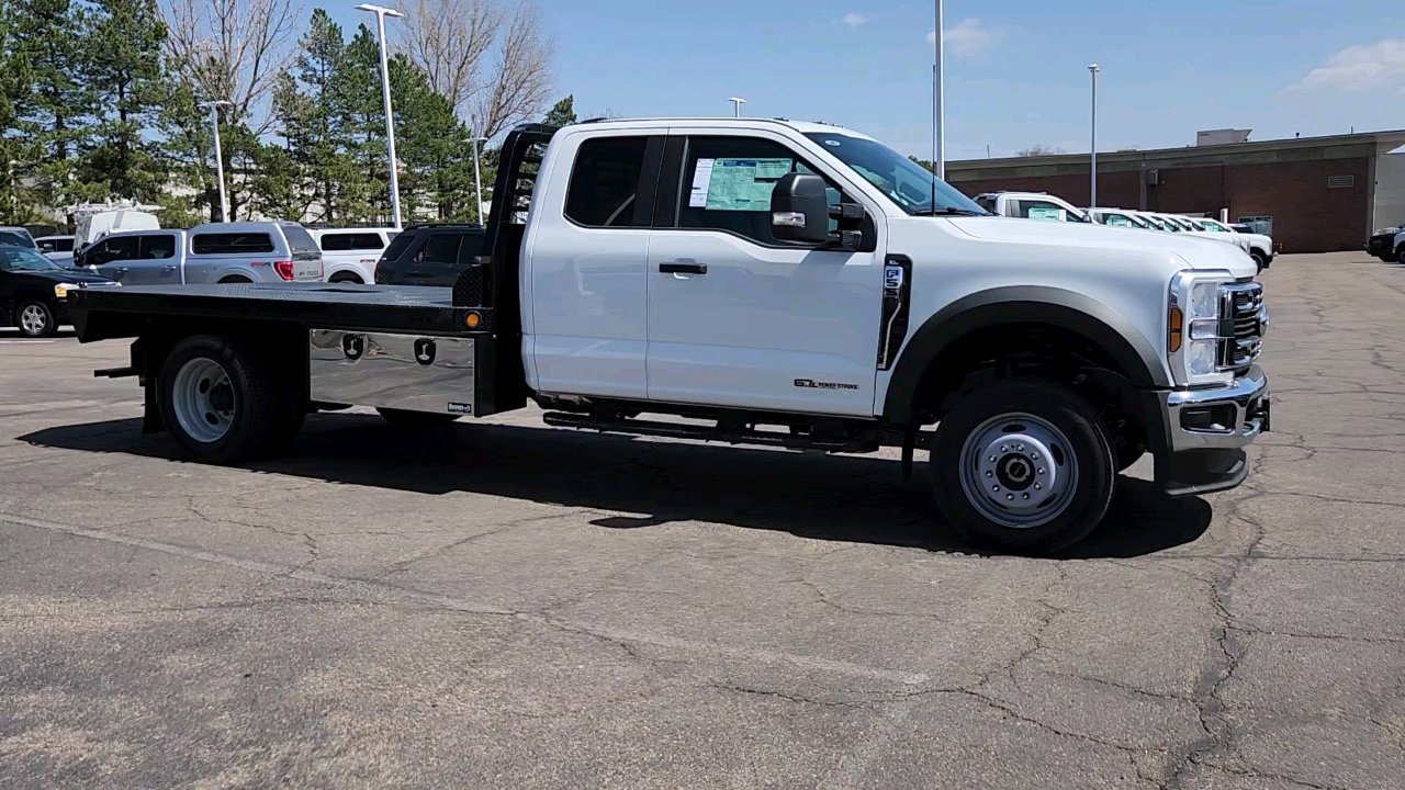 New 2025 Ford F550 4x4 SuperCab Super Duty image 12