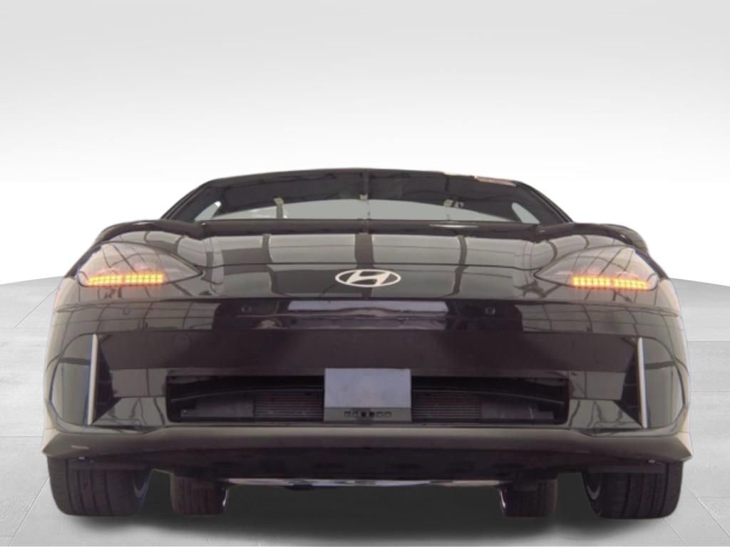 Used 2023 Hyundai Ioniq 6 SEL w/ Cargo Package AWD/4WD image 2