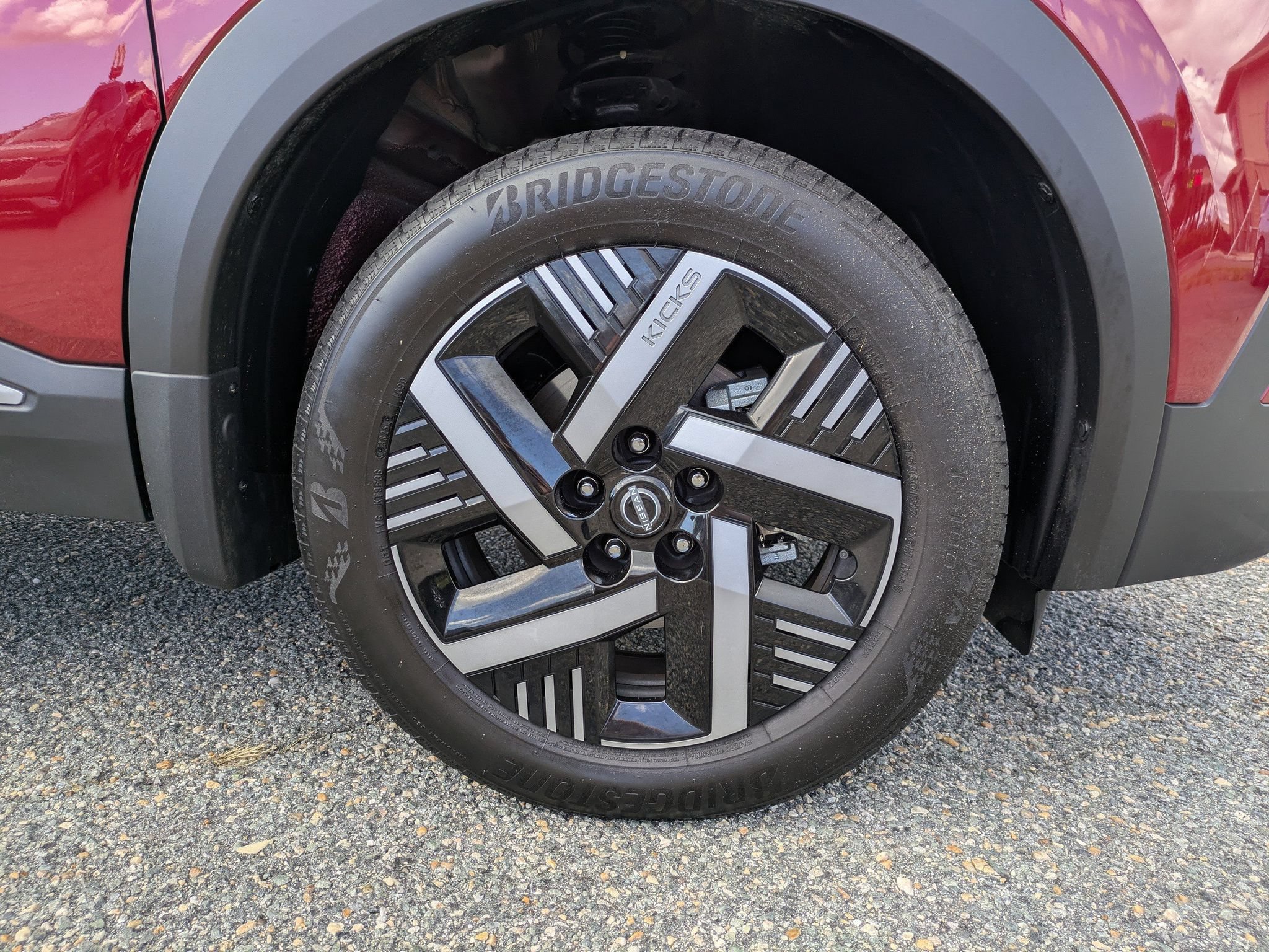 Certified 2026 Nissan Kicks SV w/ SV Premium Package FWD image 12