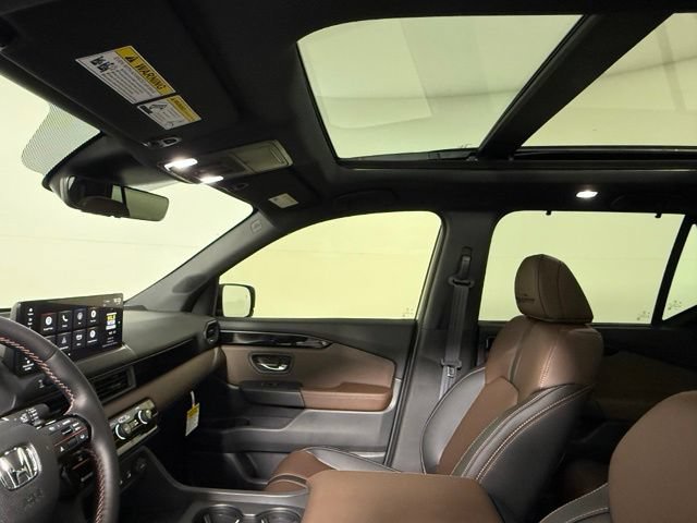 New 2026 Honda Pilot TrailSport image 37
