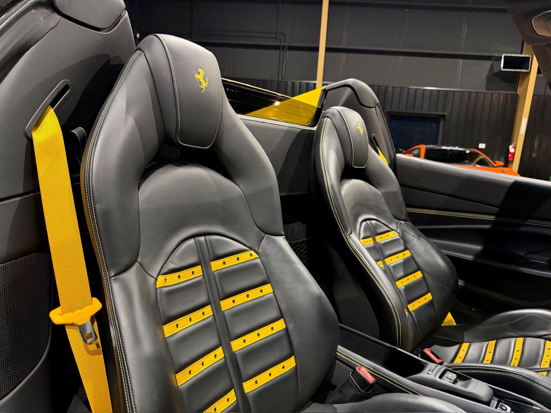 Used 2023 Ferrari F8 Tributo RWD image 42