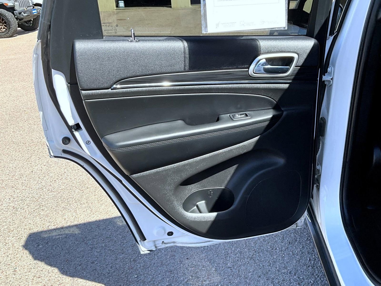 Used 2019 Jeep Grand Cherokee Limited AWD/4WD image 21