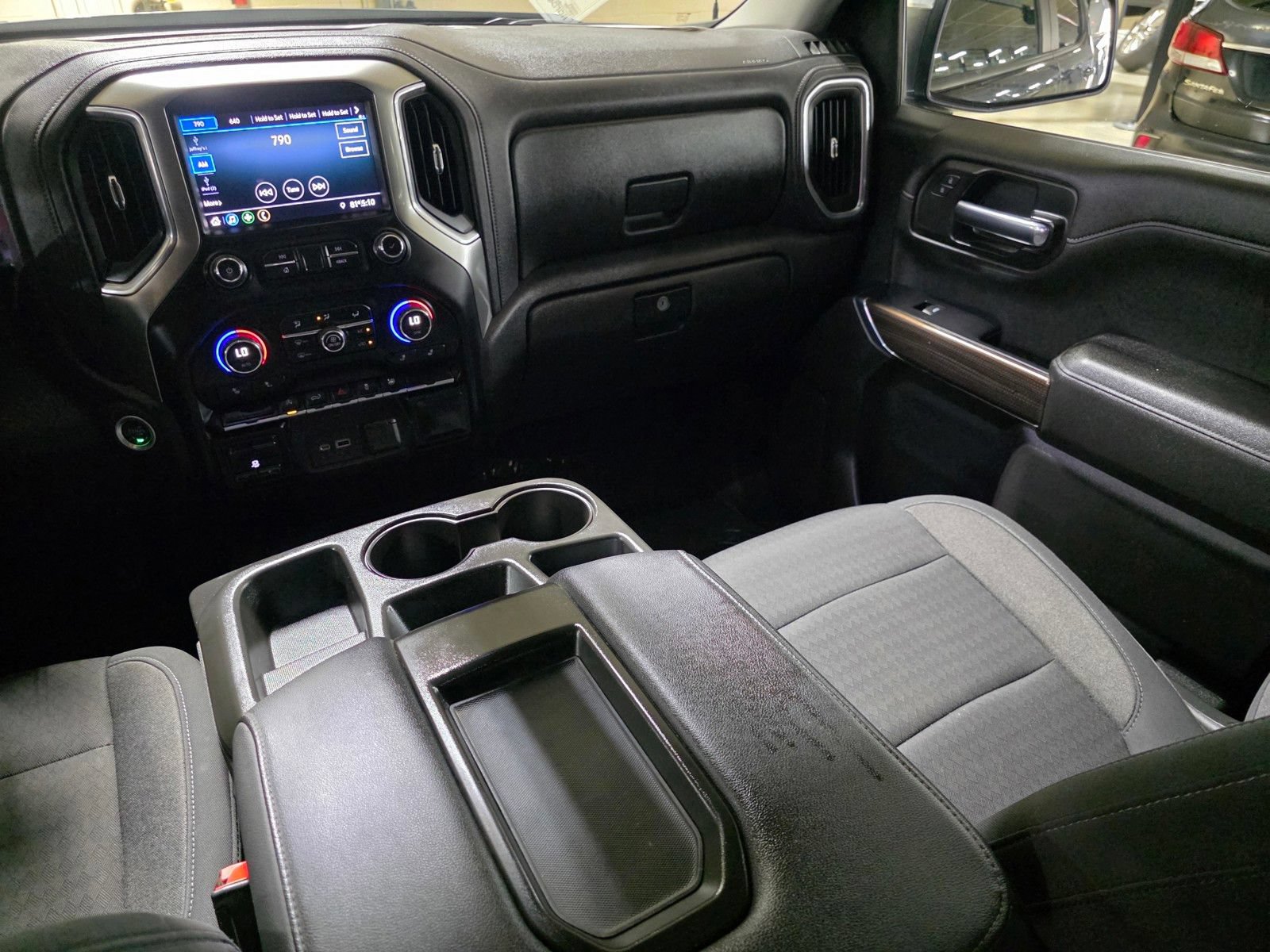 Used 2020 Chevrolet Silverado 1500 LT w/ All-Star Edition AWD/4WD image 19
