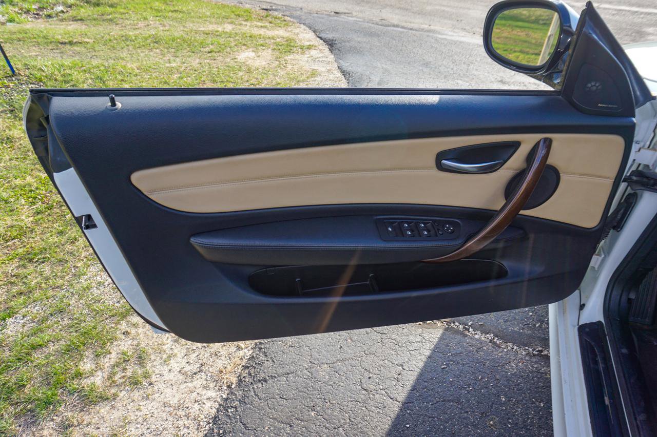 Used 2012 BMW 128i Convertible RWD image 56