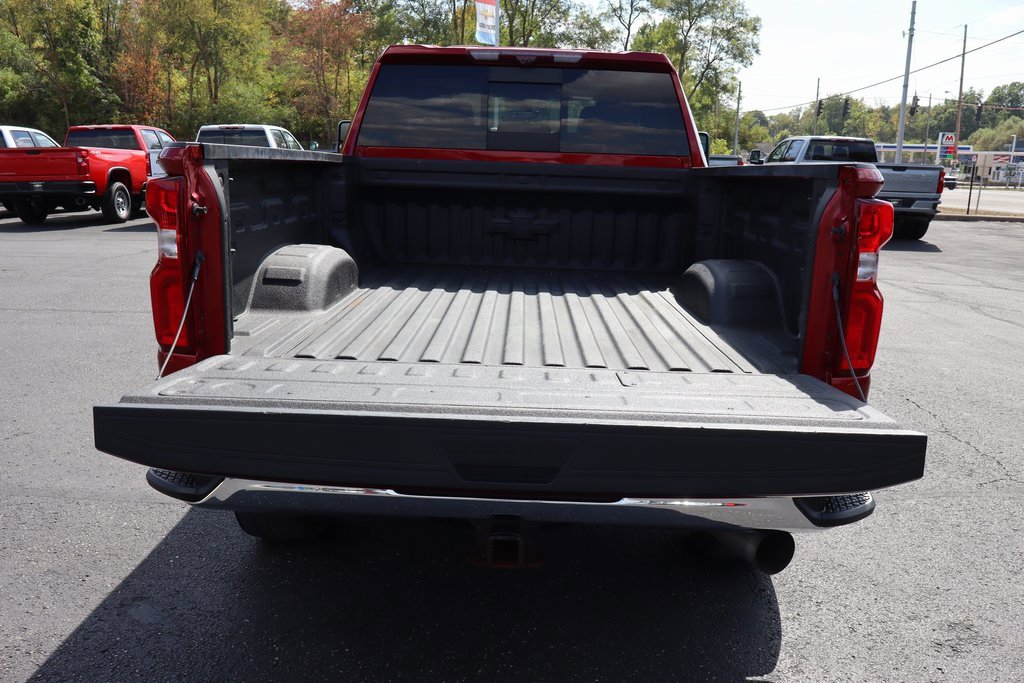 Used 2021 Chevrolet Silverado 3500 LTZ w/ LTZ Convenience Package image 37