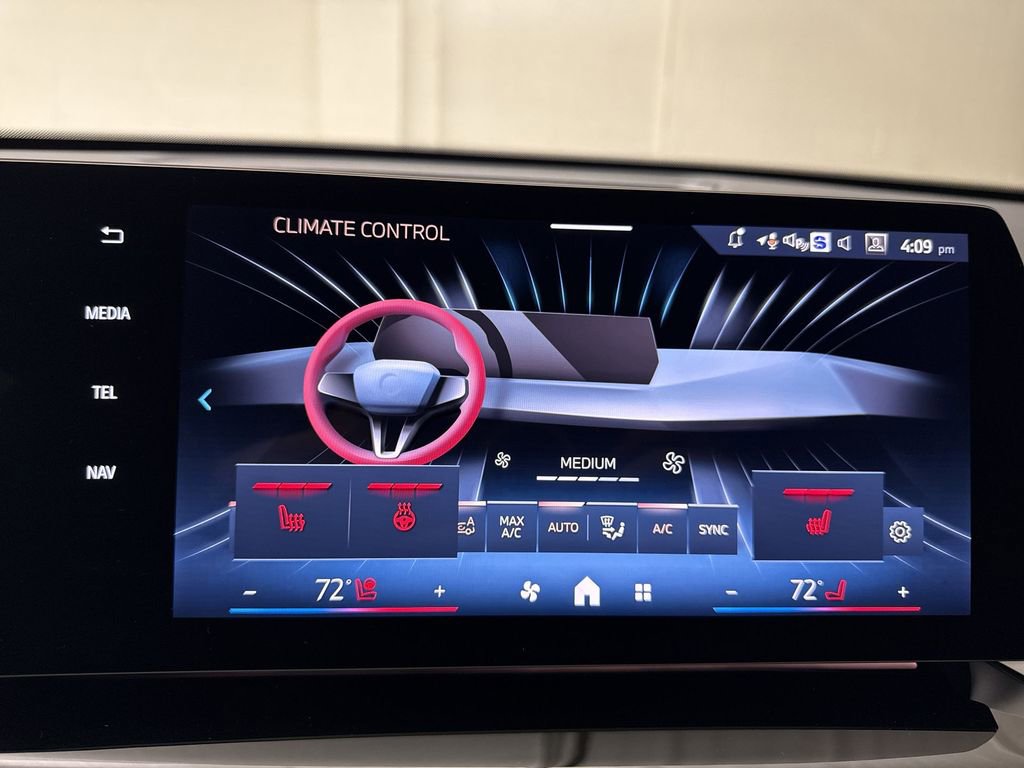 New 2026 BMW X2 xDrive28i w/ Convenience Package AWD/4WD image 20