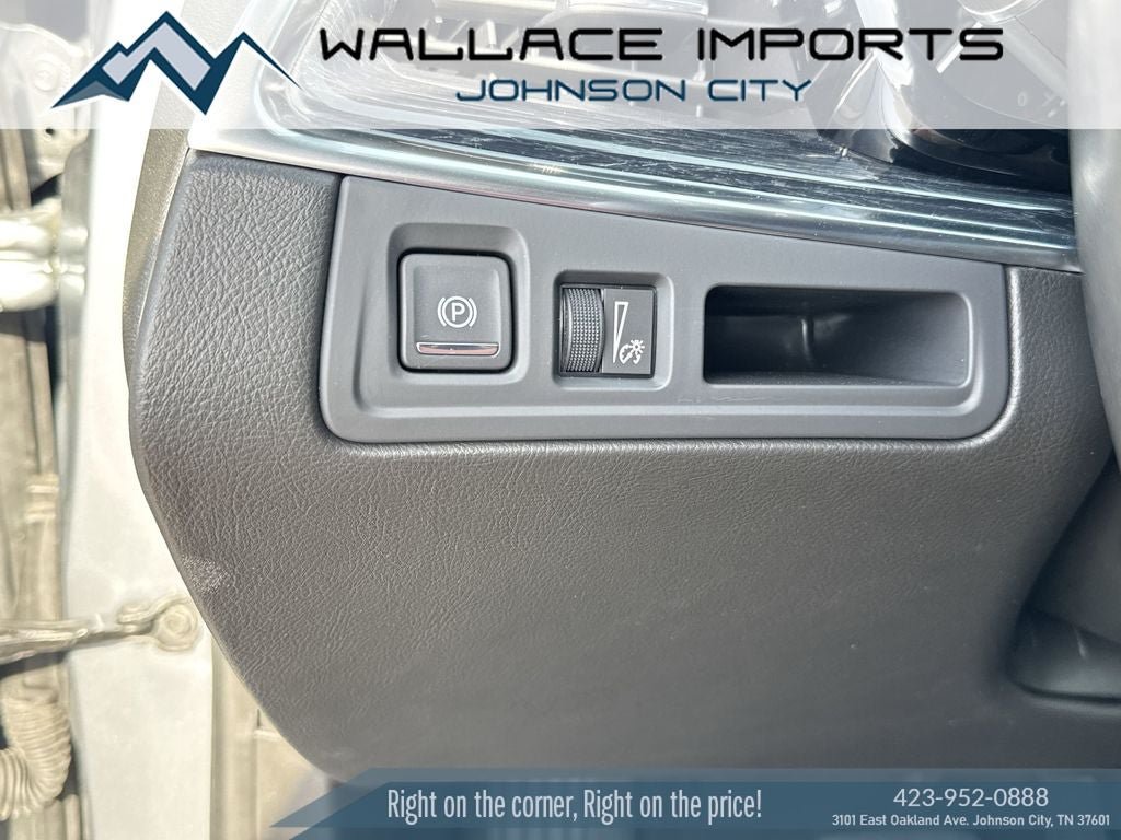 Used 2024 Cadillac XT5 Premium Luxury AWD/4WD image 32