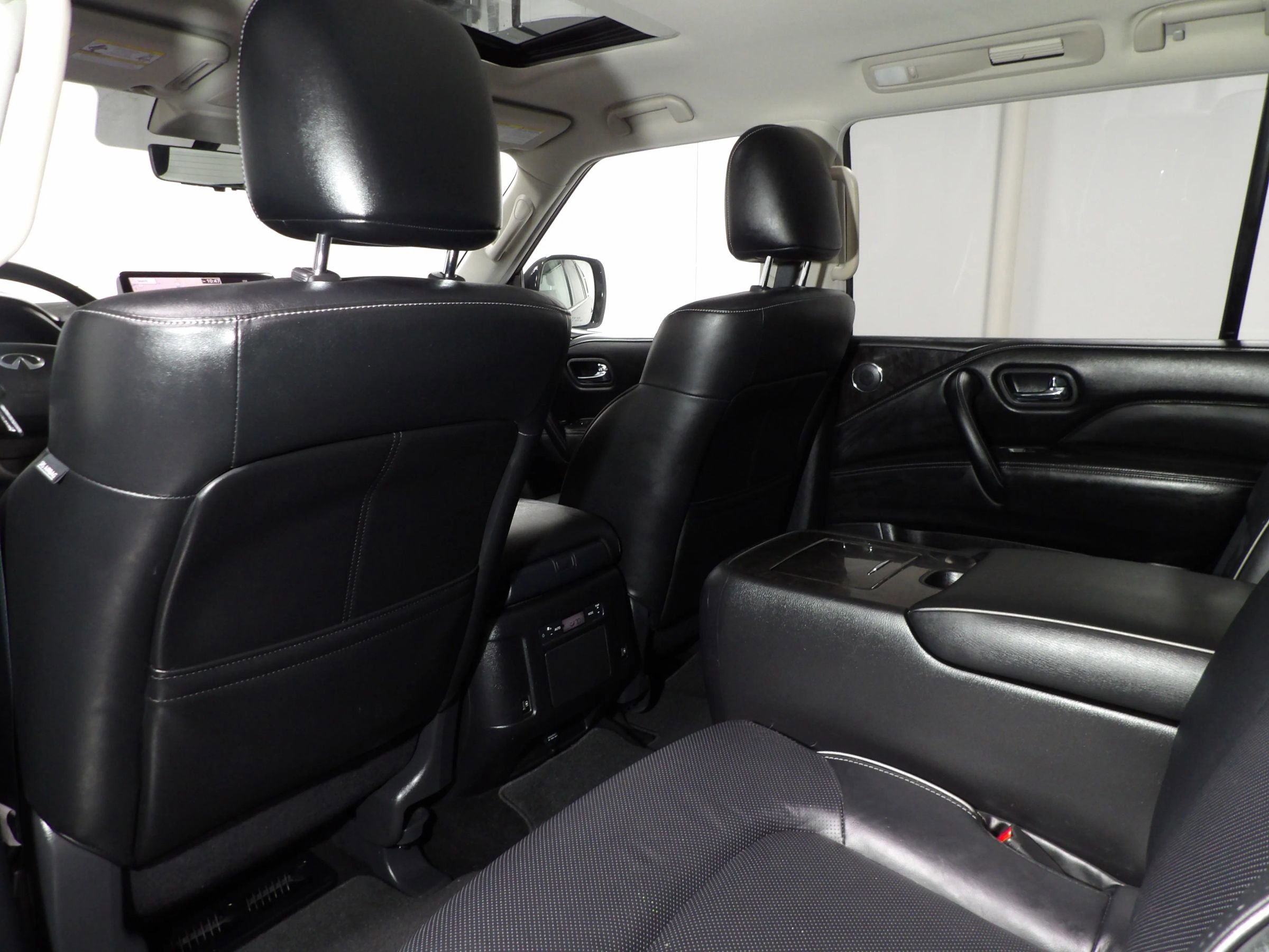 Used 2024 INFINITI QX80 Luxe image 21