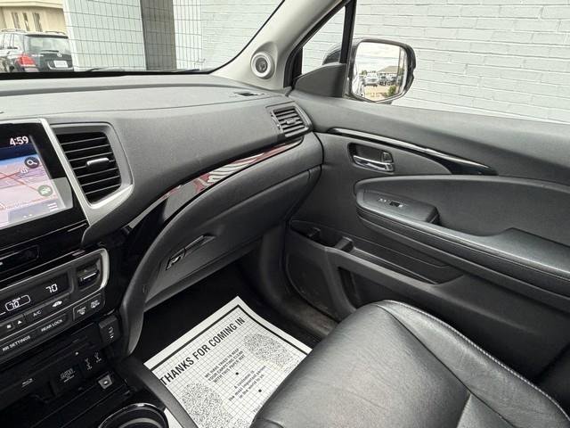 Used 2018 Honda Pilot Touring image 20