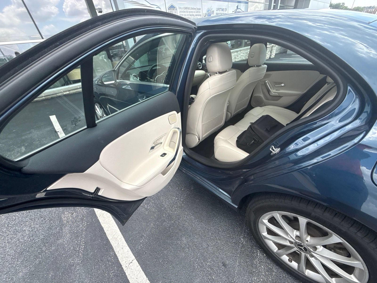 Used 2021 Mercedes-Benz A 220 4MATIC image 31