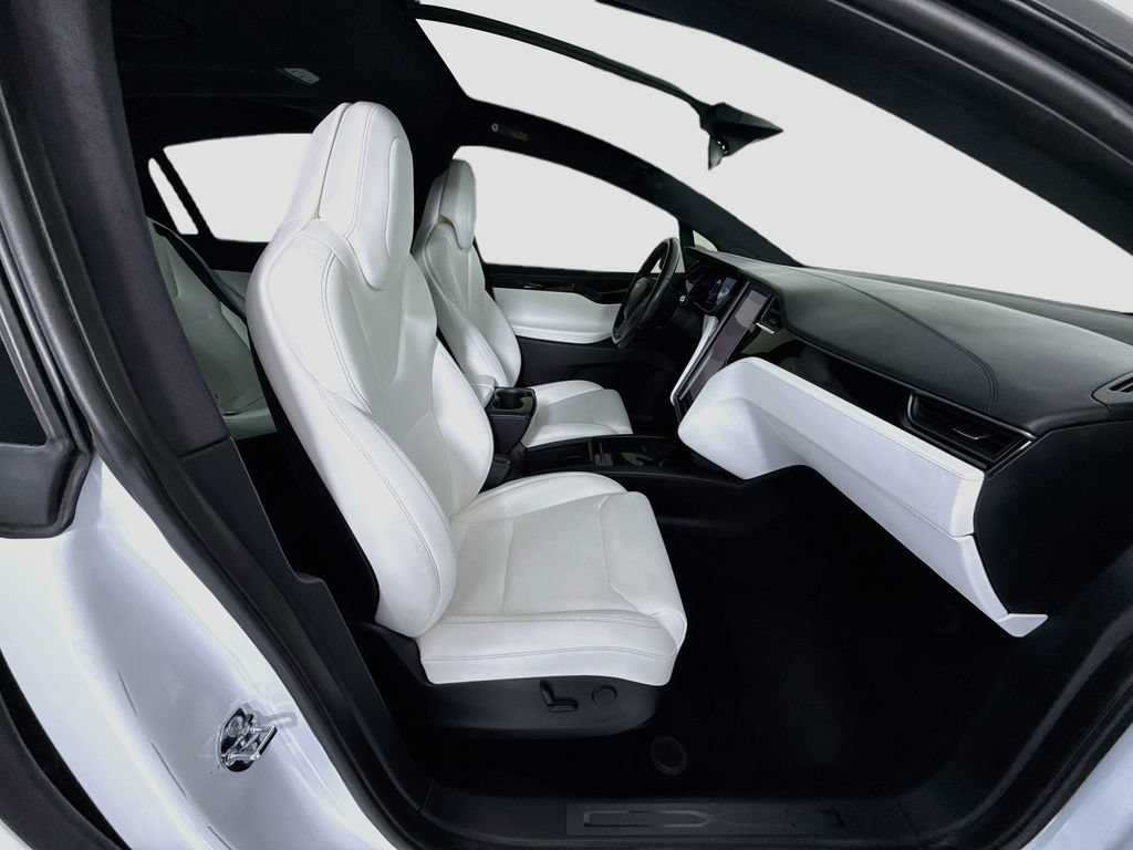 Used 2018 Tesla Model X 75D AWD/4WD image 20