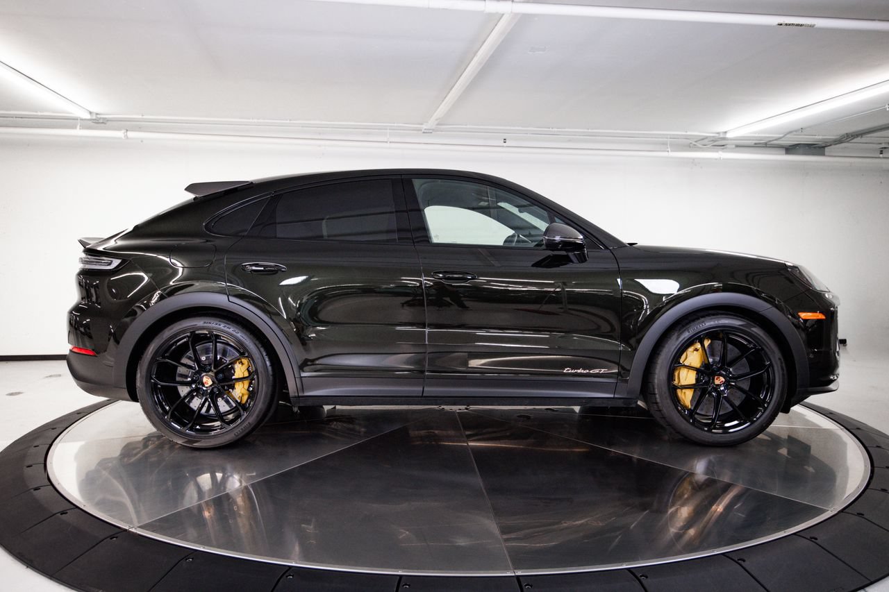 Certified 2025 Porsche Cayenne Turbo GT AWD/4WD image 8