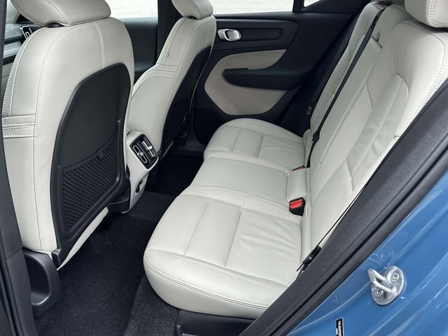 Used 2023 Volvo XC40 B5 Plus w/ Driver Assist Package image 18