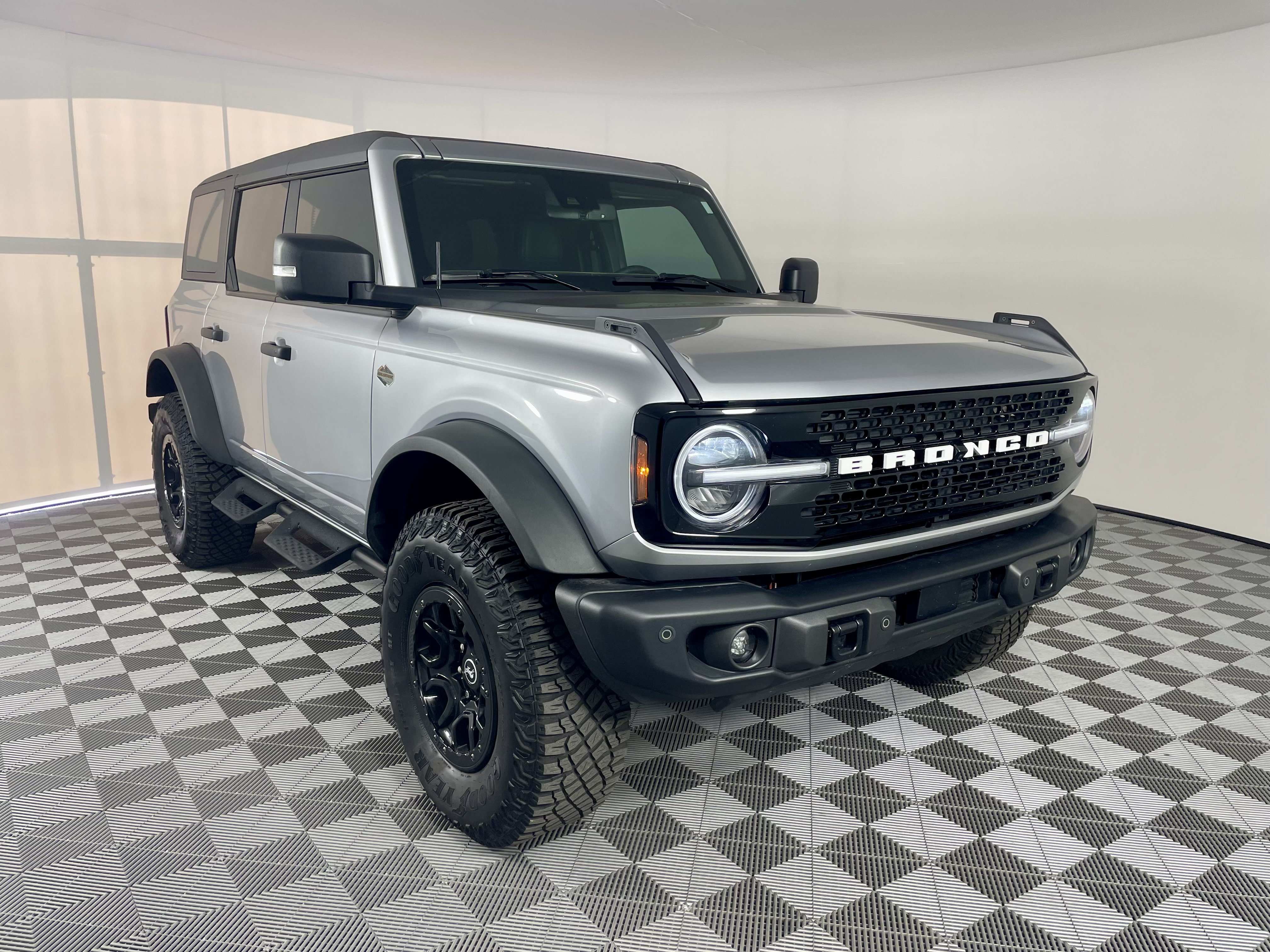 Used 2023 Ford Bronco Wildtrak AWD/4WD image 7