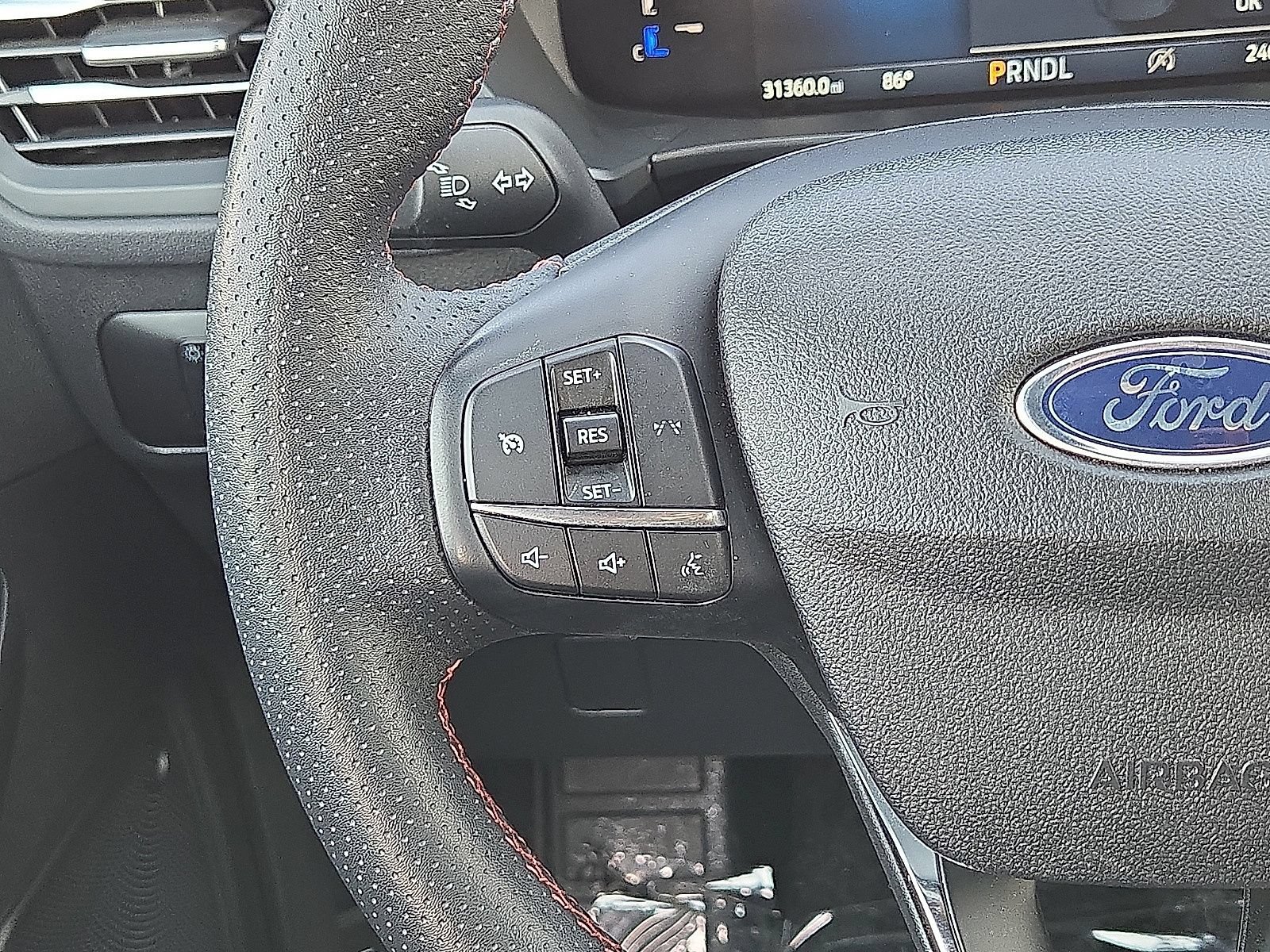 Used 2025 Ford Escape ST-Line AWD/4WD image 18