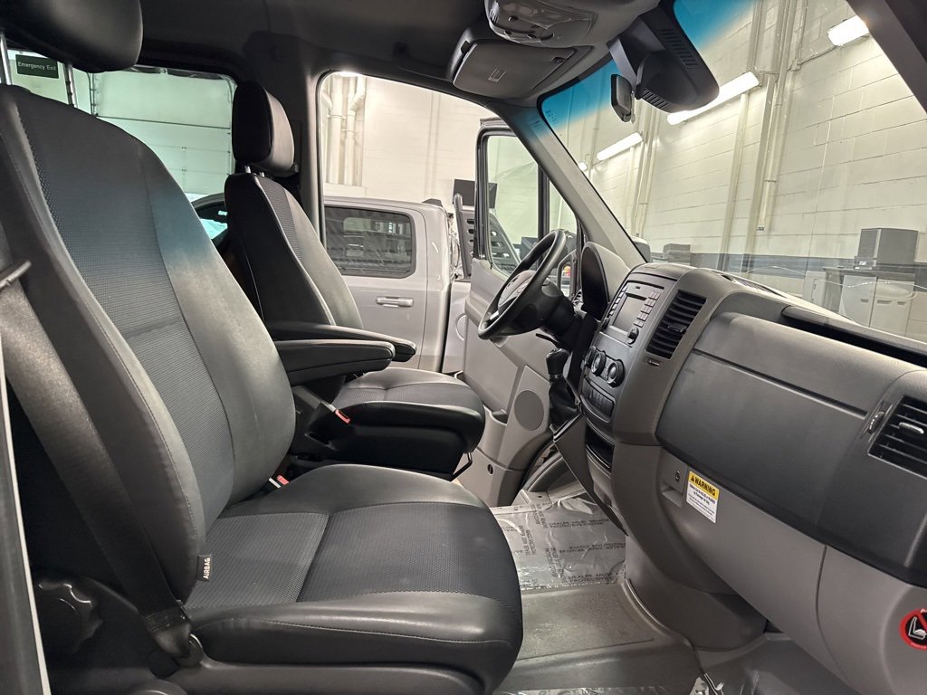 Used 2017 Mercedes-Benz Sprinter 2500 image 14