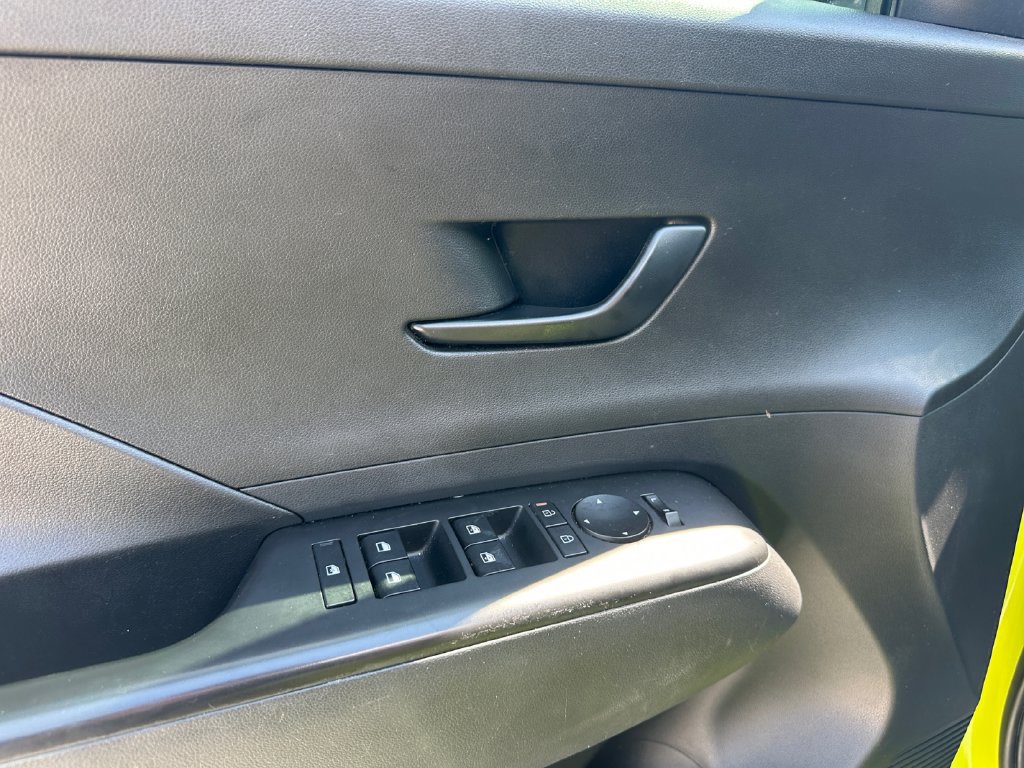 Used 2024 Hyundai Kona SEL w/ Convenience Package FWD image 10