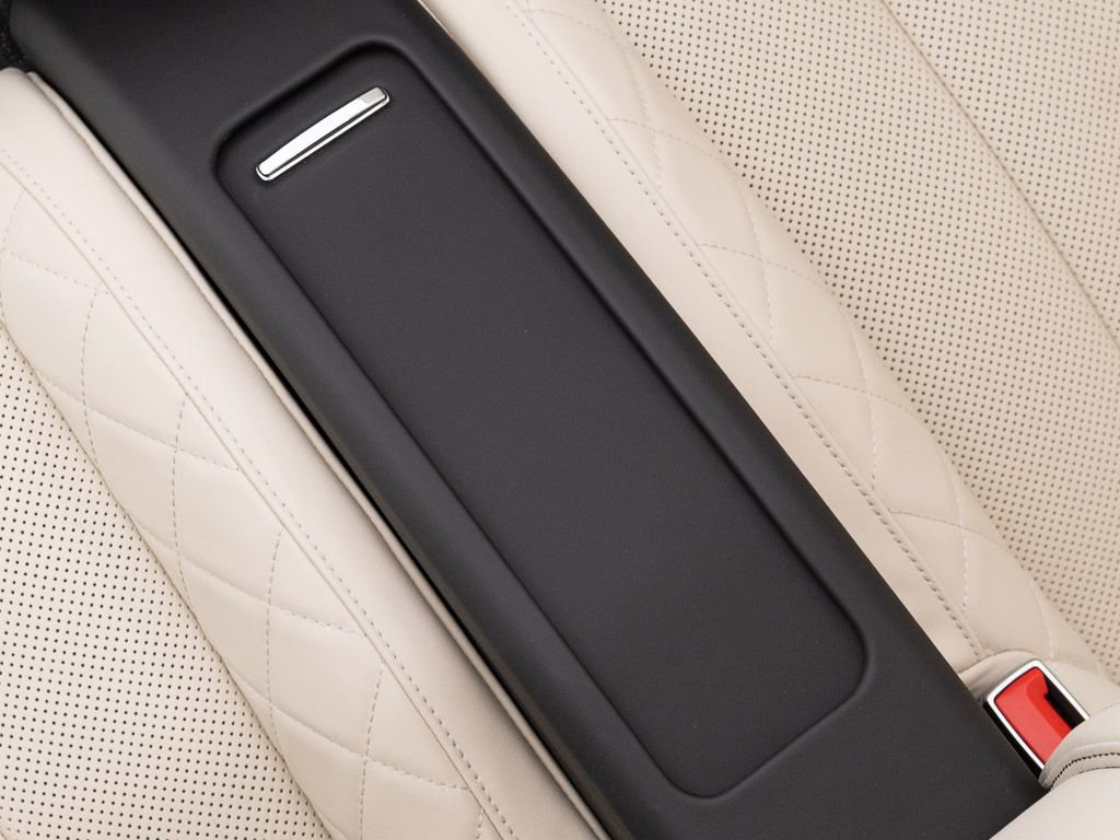 Certified 2023 Bentley Continental GT Azure AWD/4WD image 29