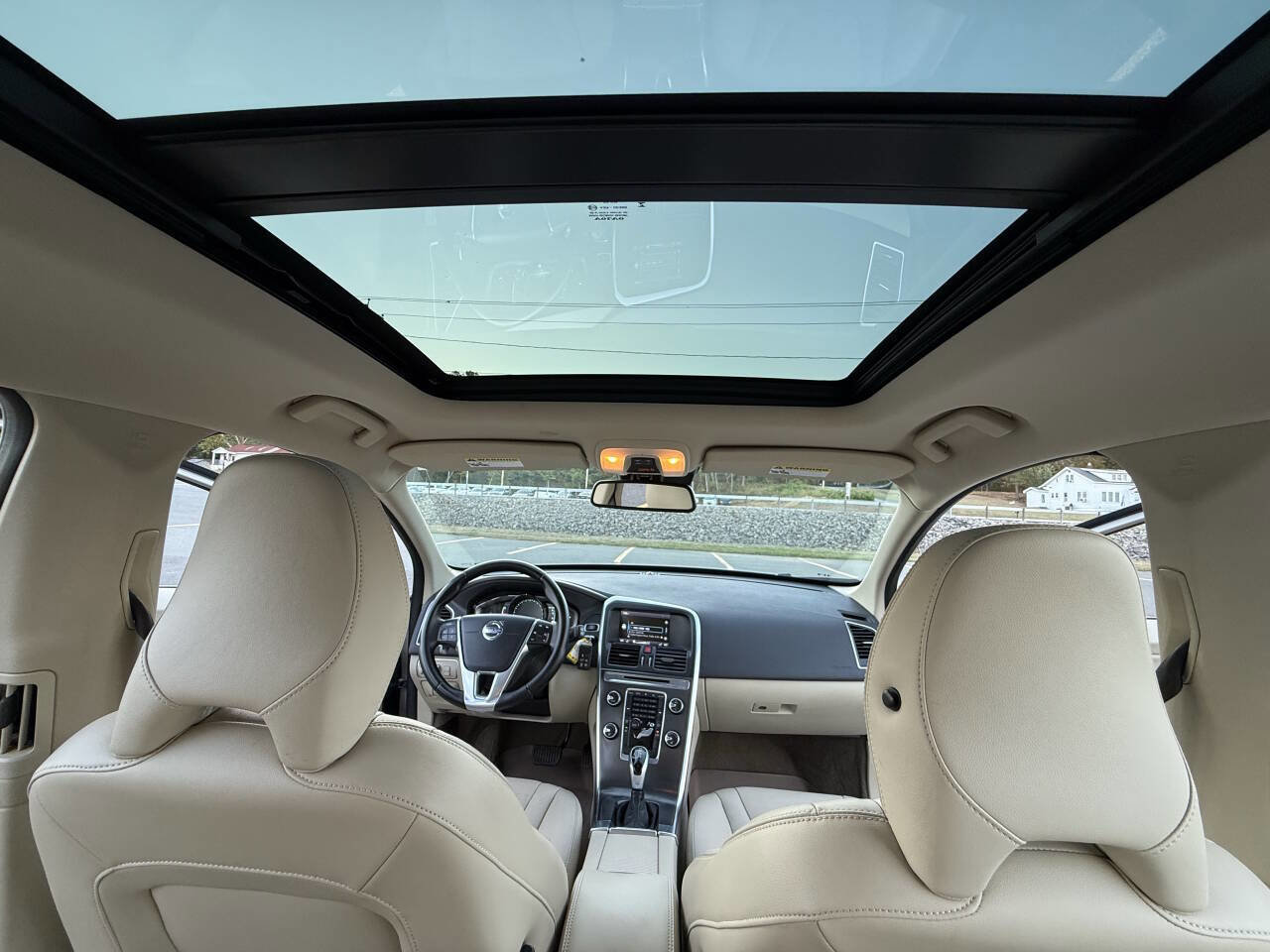 Used 2015 Volvo XC60 T6 image 18