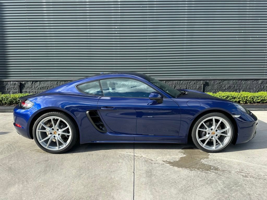 Certified 2025 Porsche 718 Cayman image 10