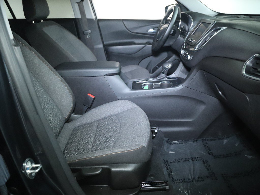 Used 2023 Chevrolet Equinox LT AWD/4WD image 32